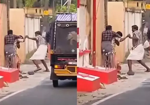 സിപിഎം സ്ഥാനാര്ഥിയെ തോല്പ്പിച്ചുവെന്ന് ആരോപണം; ഓട്ടോ ഡ്രൈവറെ ക്രൂരമായി മര്ദിച്ച് സിപിഎമ്മുകാര് സിപിഎം സ്ഥാനാര്ഥിയെ തോല്പ്പിച്ചുവെന്ന് ആരോപണം; ഓട്ടോ ഡ്രൈവറെ ക്രൂരമായി മര്ദിച്ച് സിപിഎമ്മുകാര്