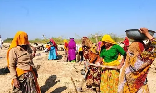 തൊഴിലുറപ്പ് പദ്ധതിക്ക് പകരം വിബിജി റാം ജി പദ്ധതിയുമായി കേന്ദ്രസര്ക്കാര് തൊഴിലുറപ്പ് പദ്ധതിക്ക് പകരം വിബിജി റാം ജി പദ്ധതിയുമായി കേന്ദ്രസര്ക്കാര്