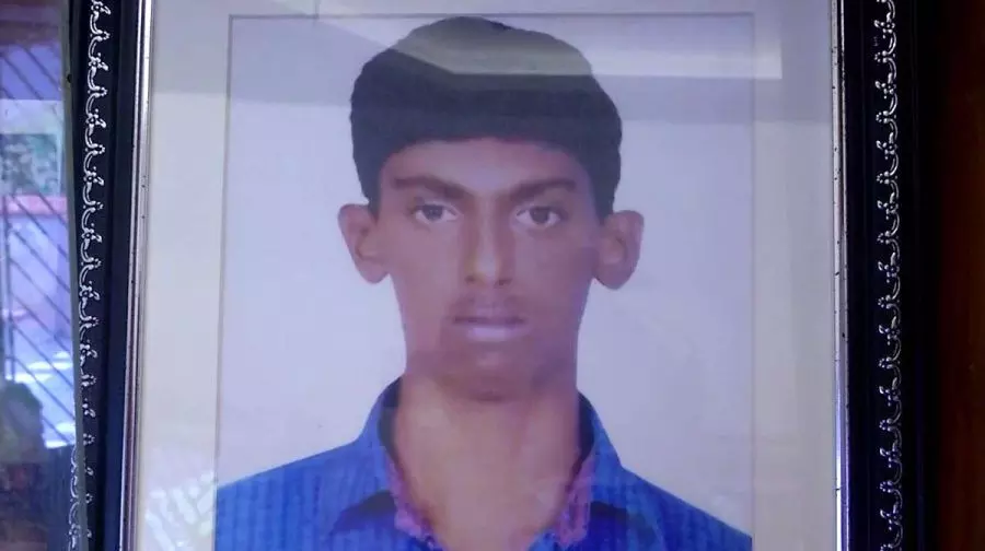 തൂണേരി ഷിബിന് വധക്കേസ്; പ്രധാന പ്രതികള്ക്ക് ജാമ്യമില്ല തൂണേരി ഷിബിന് വധക്കേസ്; പ്രധാന പ്രതികള്ക്ക് ജാമ്യമില്ല