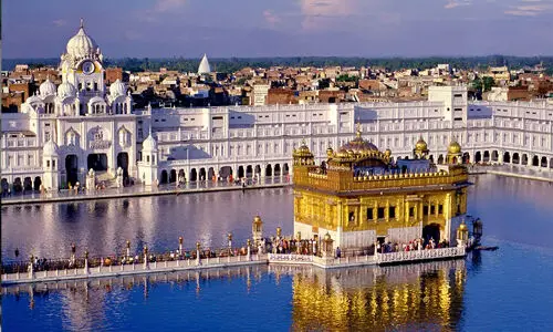 പഞ്ചാബിലെ മൂന്ന് നഗരങ്ങള്ക്ക് വിശുദ്ധ പദവി; മദ്യവും മാംസവും പുകയിലയും വില്ക്കാനാവില്ല പഞ്ചാബിലെ മൂന്ന് നഗരങ്ങള്ക്ക് വിശുദ്ധ പദവി; മദ്യവും മാംസവും പുകയിലയും വില്ക്കാനാവില്ല