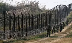 പാകിസ്താന് അതിര്ത്തിയിലെ വേലി കെട്ടലിന്റെ 93ശതമാനത്തിലധികം പൂര്ത്തിയായെന്ന് നിത്യാനന്ദ് റായ് പാകിസ്താന് അതിര്ത്തിയിലെ വേലി കെട്ടലിന്റെ 93ശതമാനത്തിലധികം പൂര്ത്തിയായെന്ന് നിത്യാനന്ദ് റായ്