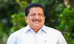 ജോസ് കെ മാണി വിഭാഗത്തെ മുന്നണിയിലേക്ക് ക്ഷണിക്കുന്നത് യുഡിഎഫ് നേതാക്കള്‍ അവസാനിപ്പിക്കണമെന്ന് മോന്‍സ് ജോസഫ്