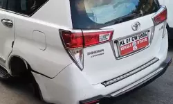 മന്ത്രി സജി ചെറിയാന്റെ കാറിന്റെ ടയര്‍ ഊരിപ്പോയി; ദുരൂഹത സംശയിക്കുന്നുവെന്ന് മന്ത്രി