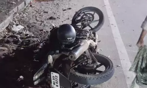 ബൈക്കുകള് കൂട്ടിയിടിച്ചു; രണ്ടു യുവാക്കള്ക്ക് ദാരുണാന്ത്യം ബൈക്കുകള് കൂട്ടിയിടിച്ചു; രണ്ടു യുവാക്കള്ക്ക് ദാരുണാന്ത്യം