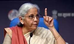 കേരളത്തിൻ്റെ കടമെടുപ്പ് പരിധി കുത്തനെ വെട്ടി കേന്ദ്രം കേരളത്തിൻ്റെ കടമെടുപ്പ് പരിധി കുത്തനെ വെട്ടി കേന്ദ്രം