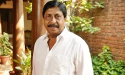 ഹാസ്യത്തെ വെറും ചിരിക്കപ്പുറം ചിന്തയ്ക്കുള്ള വഴിമരുന്നായി ഉപയോഗിച്ചയാള്‍; നടന്‍ ശ്രീനിവാസന് ആദരാജ്ഞലികളര്‍പ്പിച്ച് സജി ചെറിയാന്‍