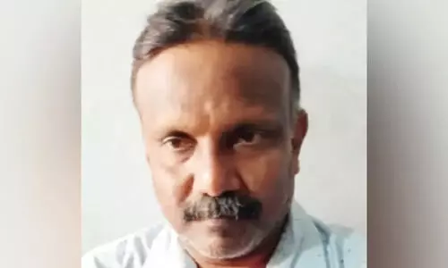 കൈക്കൂലിക്കേസില് വില്ലേജ് ഓഫീസര്ക്ക് 34 വര്ഷം കഠിനതടവ് കൈക്കൂലിക്കേസില് വില്ലേജ് ഓഫീസര്ക്ക് 34 വര്ഷം കഠിനതടവ്