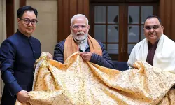 പ്രധാനമന്ത്രി അജ്മീര്‍ ദര്‍ഗയില്‍ ചാദര്‍ സമര്‍പ്പിക്കുന്നത് തടയണമെന്ന് ഹരജി