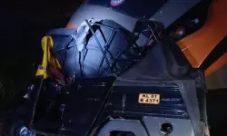 വന്ദേഭാരത് ഓട്ടോയില് ഇടിച്ചു; ഡ്രൈവര് കസ്റ്റഡിയില് വന്ദേഭാരത് ഓട്ടോയില് ഇടിച്ചു; ഡ്രൈവര് കസ്റ്റഡിയില്