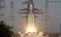 ബാഹുബലി കുതിച്ചു; ഏറ്റവും ഭാരമേറിയ ഉപഗ്രഹം വിക്ഷേപിച്ച് ഇന്ത്യ