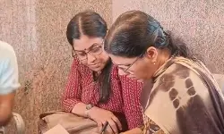 കൈക്കൂലി വാങ്ങുന്നതിനിടെ ഇലക്ട്രിക്കല്‍ ഇന്‍സ്‌പെക്ടറേറ്റ് ഉദ്യോഗസ്ഥ പിടിയില്‍