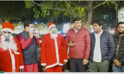 സാന്താ ക്ലോസിനെ സമൂഹമാധ്യമങ്ങളിലൂടെ അവഹേളിച്ചു; ആംആദ്മി പാര്‍ട്ടി നേതാക്കള്‍ക്കെതിരേ കേസ്