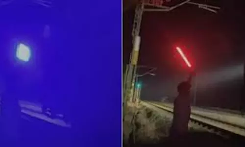 കണ്ണൂരില്‍ റീല്‍സ് ചിത്രീകരിക്കാന്‍ ചുവന്ന വെളിച്ചംകാട്ടി ട്രെയിന്‍ നിര്‍ത്തിച്ചു; പ്ലസ്ടു വിദ്യാര്‍ഥികള്‍ പിടിയില്‍