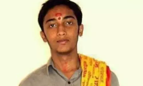 എബിവിപി പ്രവര്ത്തകന് വിശാല് കുത്തേറ്റുമരിച്ച സംഭവം; എല്ലാ കുറ്റാരോപിതരെയും വെറുതെവിട്ടു എബിവിപി പ്രവര്ത്തകന് വിശാല് കുത്തേറ്റുമരിച്ച സംഭവം; എല്ലാ കുറ്റാരോപിതരെയും വെറുതെവിട്ടു