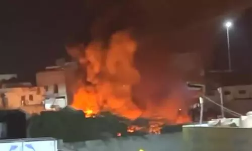 യെമനിലെ യുഎഇ അനുകൂല തുറമുഖത്ത് വ്യോമാക്രമണം നടത്തി സൗദി അറേബ്യ യെമനിലെ യുഎഇ അനുകൂല തുറമുഖത്ത് വ്യോമാക്രമണം നടത്തി സൗദി അറേബ്യ