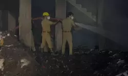 എറണാകുളം ബ്രോഡ് വേയില്‍ കടകള്‍ക്ക് തീപിടിച്ചു