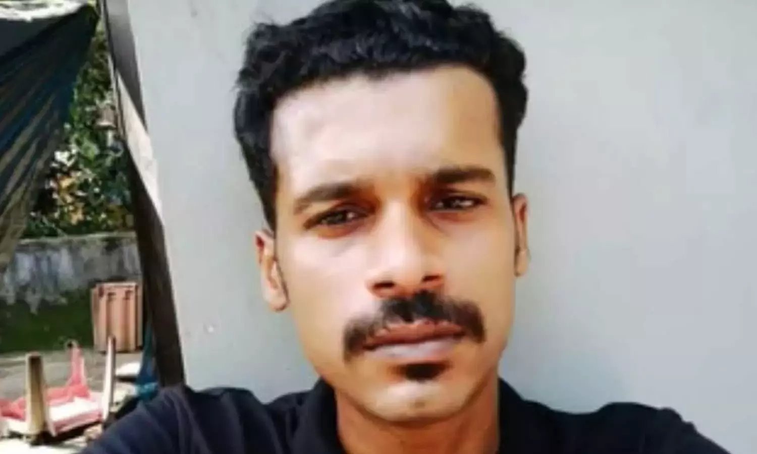 യുവാവ് കിണറ്റില് വീണു മരിച്ചു യുവാവ് കിണറ്റില് വീണു മരിച്ചു