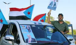 സൗദിയുടെ വ്യോമാക്രമണം; യെമനില് നിന്ന് ഭീകരവിരുദ്ധ സേനയെ പിന്വലിക്കുമെന്ന് യുഎഇ സൗദിയുടെ വ്യോമാക്രമണം; യെമനില് നിന്ന് ഭീകരവിരുദ്ധ സേനയെ പിന്വലിക്കുമെന്ന് യുഎഇ