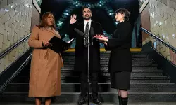 ന്യൂയോര്‍ക്ക് മേയറായി മംദാനി; ഖുര്‍ആനില്‍ കൈ വച്ച് സത്യപ്രതിജ്ഞ