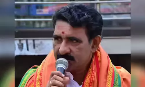 യൂത്തന്‍ കോണ്‍ഗ്രസ് ജിഹാദിയുടെ വിരട്ടല്‍ ഒന്നും ഇങ്ങോട്ടെടുക്കരുത്; വെള്ളാപ്പള്ളിയെ കരി ഓയില്‍ ഒഴിക്കാന്‍ ആഹ്വാനം ചെയ്ത യൂത്ത് കോണ്‍ഗ്രസ് നേതാവ് ഹാരിസ് മുതുറിനെതിരേ ബിജെപി