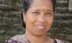 ബൈക്ക് കുഴിയില്‍ വീണ് അപകടം; മകനൊപ്പം യാത്ര ചെയ്ത യുവതി മരിച്ചു