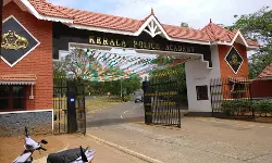 കേരള പോലിസ് അക്കാദമിയില് മോഷണം; ചന്ദനമരങ്ങള് മുറിച്ചുകടത്തി കേരള പോലിസ് അക്കാദമിയില് മോഷണം; ചന്ദനമരങ്ങള് മുറിച്ചുകടത്തി