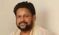 ശബരിമല സ്വര്‍ണക്കൊള്ള: തന്ത്രി കണ്ഠരര് രാജീവര്‍ അറസ്റ്റില്‍