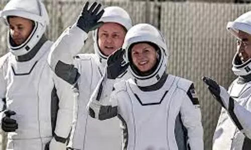 ക്രൂ അംഗത്തിന്റെ ആരോഗ്യനില ഗുരുതരം, ബഹിരാകാശ  നടത്തം നാസ മാറ്റിവച്ചു