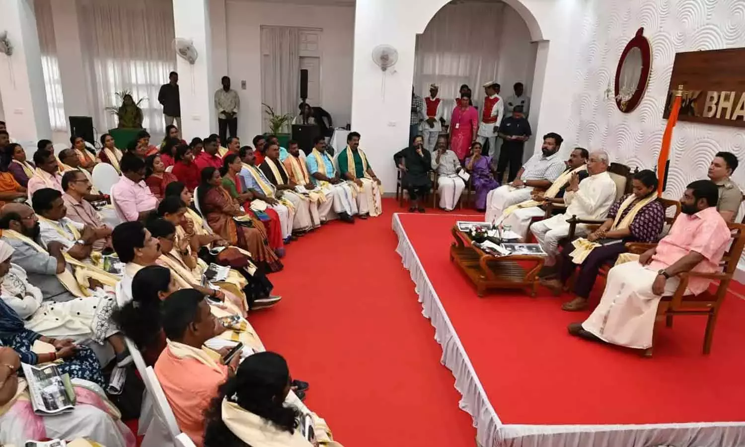 തിരുവനന്തപുരം നഗരത്തില്‍ സമരങ്ങള്‍ക്ക് പ്രത്യേക കേന്ദ്രം വേണം; ഗവര്‍ണര്‍