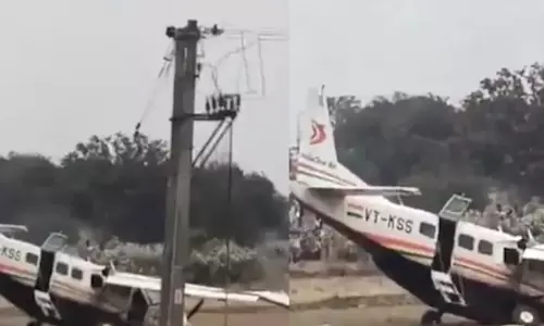 റൂര്‍ക്കലയില്‍ ചെറുവിമാനം തകര്‍ന്നു വീണു; രണ്ടു പൈലറ്റുമാരടക്കം ആറു പേര്‍ക്ക് പരിക്ക്