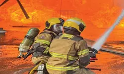 കുവൈത്ത് അഹ്‌മദിയിലെ വ്യവസായ മേഖലയില്‍ തീപിടിത്തം