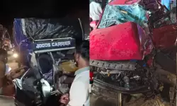 കുന്ദമംഗലത്ത് പിക്കപ്പ് വാനും കാറും കൂട്ടിയിടിച്ച് മൂന്ന് മരണം കുന്ദമംഗലത്ത് പിക്കപ്പ് വാനും കാറും കൂട്ടിയിടിച്ച് മൂന്ന് മരണം