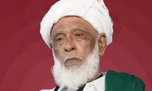 സമസ്ത ഉപാധ്യക്ഷന് യു എം അബ്ദുറഹ്മാന് മൗലവി അന്തരിച്ചു സമസ്ത ഉപാധ്യക്ഷന് യു എം അബ്ദുറഹ്മാന് മൗലവി അന്തരിച്ചു