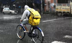 പത്തുമിനുട്ട് ഡെലിവറി നിര്‍ത്തണമെന്ന് കേന്ദ്രസര്‍ക്കാര്‍; ഡെലിവറി നിര്‍ത്തി ബ്ലിങ്കിറ്റ്