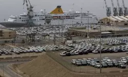 അന്സാറുല്ലയുടെ ആക്രമണം; ഇസ്രായേലിലെ എയ്ലാത്ത് തുറമുഖത്തിന്റെ വരുമാനം പൂജ്യമായി അന്സാറുല്ലയുടെ ആക്രമണം; ഇസ്രായേലിലെ എയ്ലാത്ത് തുറമുഖത്തിന്റെ വരുമാനം പൂജ്യമായി