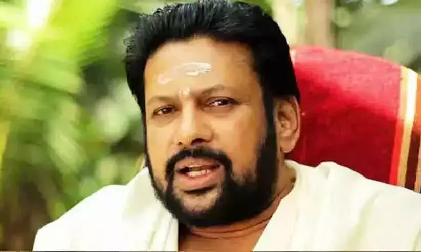 തന്ത്രി കണ്ഠര് രാജീവരുടെ വീട്ടില്നിന്നും വാജിവാഹനം കണ്ടെടുത്തു; എസ്ഐടി കോടതിയില് ഹാജരാക്കി തന്ത്രി കണ്ഠര് രാജീവരുടെ വീട്ടില്നിന്നും വാജിവാഹനം കണ്ടെടുത്തു; എസ്ഐടി കോടതിയില് ഹാജരാക്കി