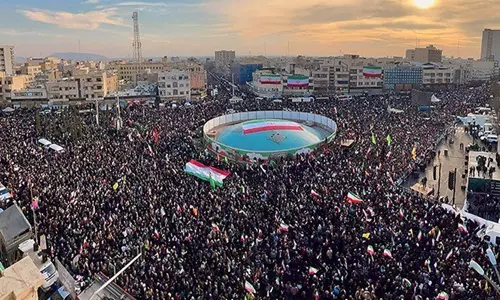 കലാപകാരികള്‍ക്കെതിരെ ഇറാനില്‍ കൂറ്റന്‍ റാലികള്‍ ; ഇറാനെ ആക്രമിച്ചാല്‍ യുഎസ് സൈനികതാവളങ്ങള്‍ കത്തിയെരിയും: സ്പീക്കര്‍