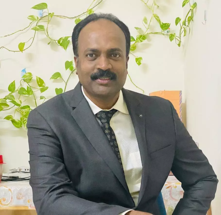 ലുലു ഗ്രൂപ്പ് ലോജിസ്റ്റിക്സ് മാനേജര് ദുബയില് നിര്യാതനായി ലുലു ഗ്രൂപ്പ് ലോജിസ്റ്റിക്സ് മാനേജര് ദുബയില് നിര്യാതനായി