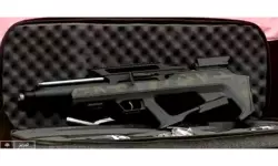 കലാപകാരികളില്‍ നിന്നും പിടിച്ചെടുത്ത ആയുധങ്ങള്‍ പ്രദര്‍ശിപ്പിച്ച് ഇറാന്‍(വീഡിയോ)