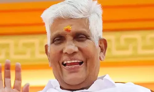 വി ഡി സതീശനെ കോണ്ഗ്രസ് അഴിച്ചുവിട്ടിരിക്കുകയാണെന്ന് സുകുമാരന് നായര് വി ഡി സതീശനെ കോണ്ഗ്രസ് അഴിച്ചുവിട്ടിരിക്കുകയാണെന്ന് സുകുമാരന് നായര്