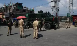 ഇന്ത്യന്‍ എക്‌സ്പ്രസ് റിപോര്‍ട്ടര്‍ ബോണ്ടില്‍ ഒപ്പിടണമെന്ന് കശ്മീര്‍ പോലിസ്; വിസമ്മതിച്ച് റിപോര്‍ട്ടര്‍