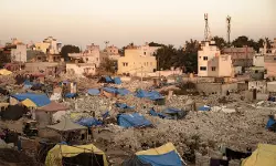 ഒരാളെപ്പോലും പുനരധിവസിപ്പിക്കാതെ കര്‍ണാടക സര്‍ക്കാര്‍; ബുള്‍ഡോസര്‍ രാജ് ഇരകള്‍ ഒരു മാസമായിട്ടും കൊടും തണുപ്പില്‍ തന്നെ