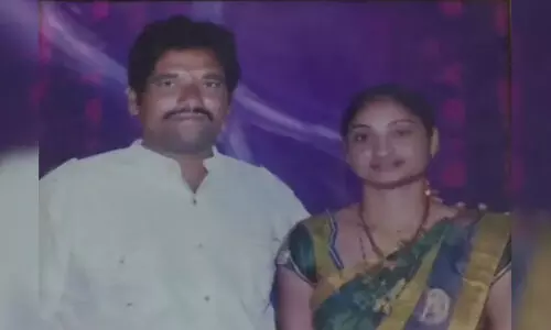 ബിരിയാണിയില് ഉറക്കഗുളിക കലര്ത്തി ഭര്ത്താവിനെ ബോധം കെടുത്തി ശ്വാസംമുട്ടിച്ചു കൊന്നു; യുവതിയും കാമുകനും അറസ്റ്റില് ബിരിയാണിയില് ഉറക്കഗുളിക കലര്ത്തി ഭര്ത്താവിനെ ബോധം കെടുത്തി ശ്വാസംമുട്ടിച്ചു കൊന്നു; യുവതിയും കാമുകനും അറസ്റ്റില്