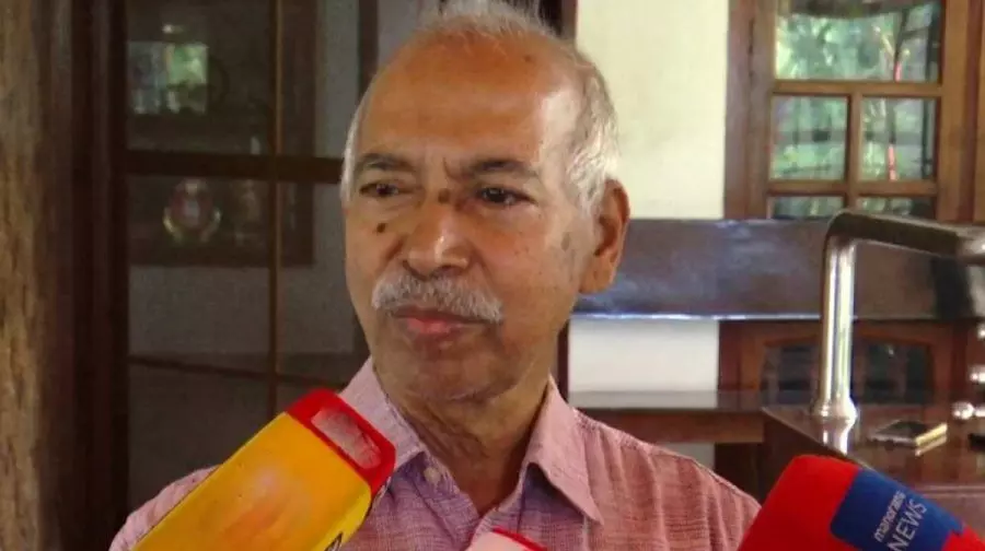 ധന്രാജ് രക്തസാക്ഷി ഫണ്ടില് തിരിമറി; പയ്യന്നൂര് എംഎല്എ ടി ഐ മധുസൂദനന് തട്ടിയെടുത്തുവെന്ന് സിപിഎം നേതാവ് വി കുഞ്ഞികൃഷ്ണന് ധന്രാജ് രക്തസാക്ഷി ഫണ്ടില് തിരിമറി; പയ്യന്നൂര് എംഎല്എ ടി ഐ മധുസൂദനന് തട്ടിയെടുത്തുവെന്ന് സിപിഎം നേതാവ് വി കുഞ്ഞികൃഷ്ണന്