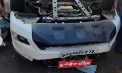 പത്തനംതിട്ട കലക്ടറുടെ കാര്‍ മറിഞ്ഞു