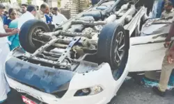 കലക്ടറുടെ വാഹനവുമായി കൂട്ടിയിടിച്ചു; ഡ്രൈവര്ക്കെതിരേ കേസ് കലക്ടറുടെ വാഹനവുമായി കൂട്ടിയിടിച്ചു; ഡ്രൈവര്ക്കെതിരേ കേസ്