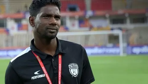 ഇന്ത്യന്‍ മിഡ്ഫീല്‍ഡര്‍ റൗളിന്‍ ബോര്‍ഗസിനെ ബ്ലാസ്റ്റേഴ്‌സ് സ്വന്തമാക്കി