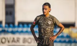 ജര്മ്മന് താരം മര്ലോണ് റൂസ് ട്രൂജിലോ കേരള ബ്ലാസ്റ്റേഴ്സ് എഫ് സിയില് ജര്മ്മന് താരം മര്ലോണ് റൂസ് ട്രൂജിലോ കേരള ബ്ലാസ്റ്റേഴ്സ് എഫ് സിയില്