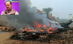 മഹാരാഷ്ട്ര ഉപമുഖ്യമന്ത്രി സഞ്ചരിച്ച വിമാനം തകര്‍ന്നുവീണു; ഗുരുതര പരിക്കെന്ന് റിപോര്‍ട്ട്