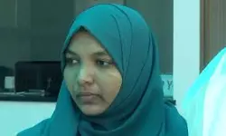 ആരോഗ്യ മന്ത്രിയുടെ വസതിക്ക് മുന്നില്‍ സമരം തുടങ്ങി ഹര്‍ഷിന; വീണാ ജോര്‍ജ് പറ്റിച്ചു, കെട്ടിപ്പിടിച്ച് ഉമ്മ വച്ചതല്ലാതെ നീതി ലഭിച്ചില്ലെന്ന് ഹര്‍ഷിന